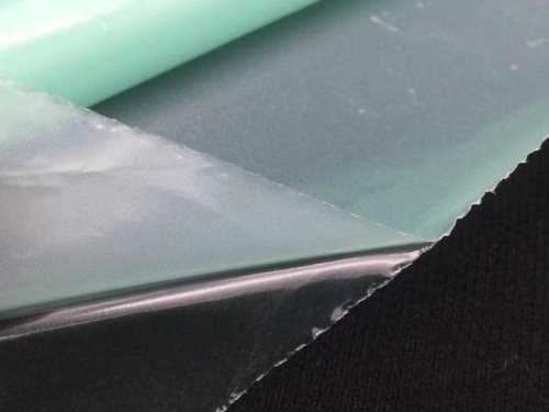 熱熔膠膜廠家低溫?zé)崛谀z膜tpu熱熔膠膜貼合服裝紡織 箱包 耐水洗